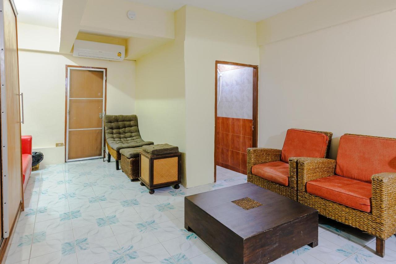 High5 Guesthouse Pattaya Extérieur photo