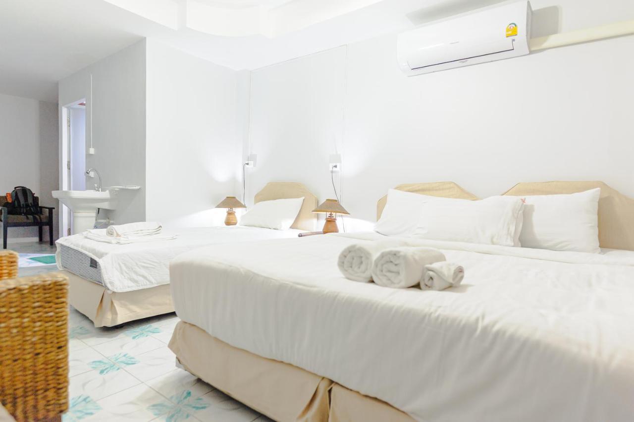 High5 Guesthouse Pattaya Extérieur photo