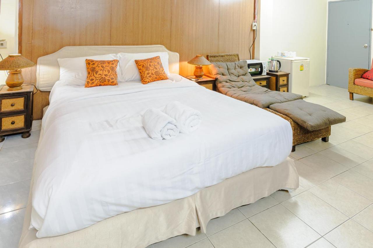 High5 Guesthouse Pattaya Extérieur photo