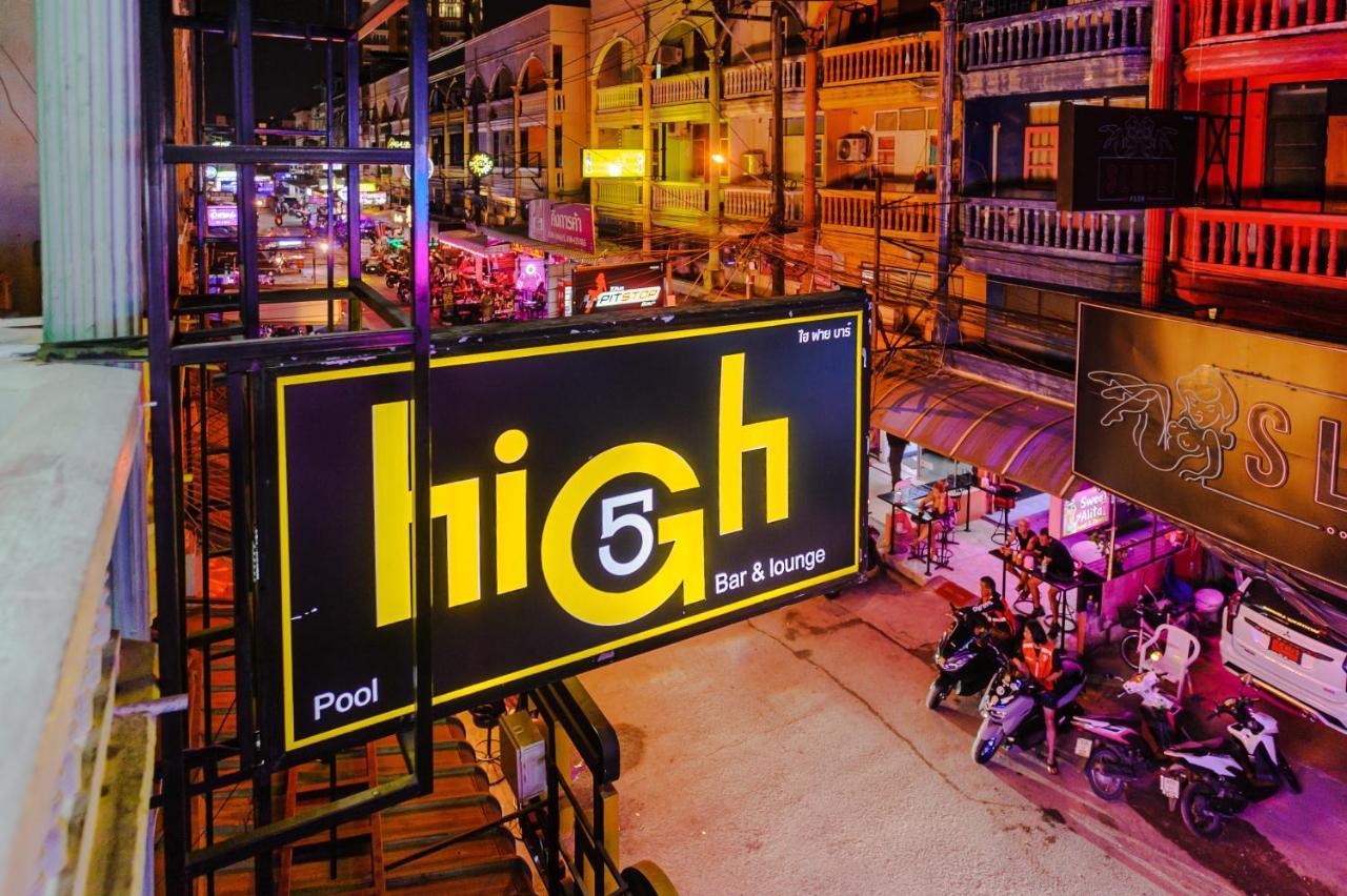 High5 Guesthouse Pattaya Extérieur photo