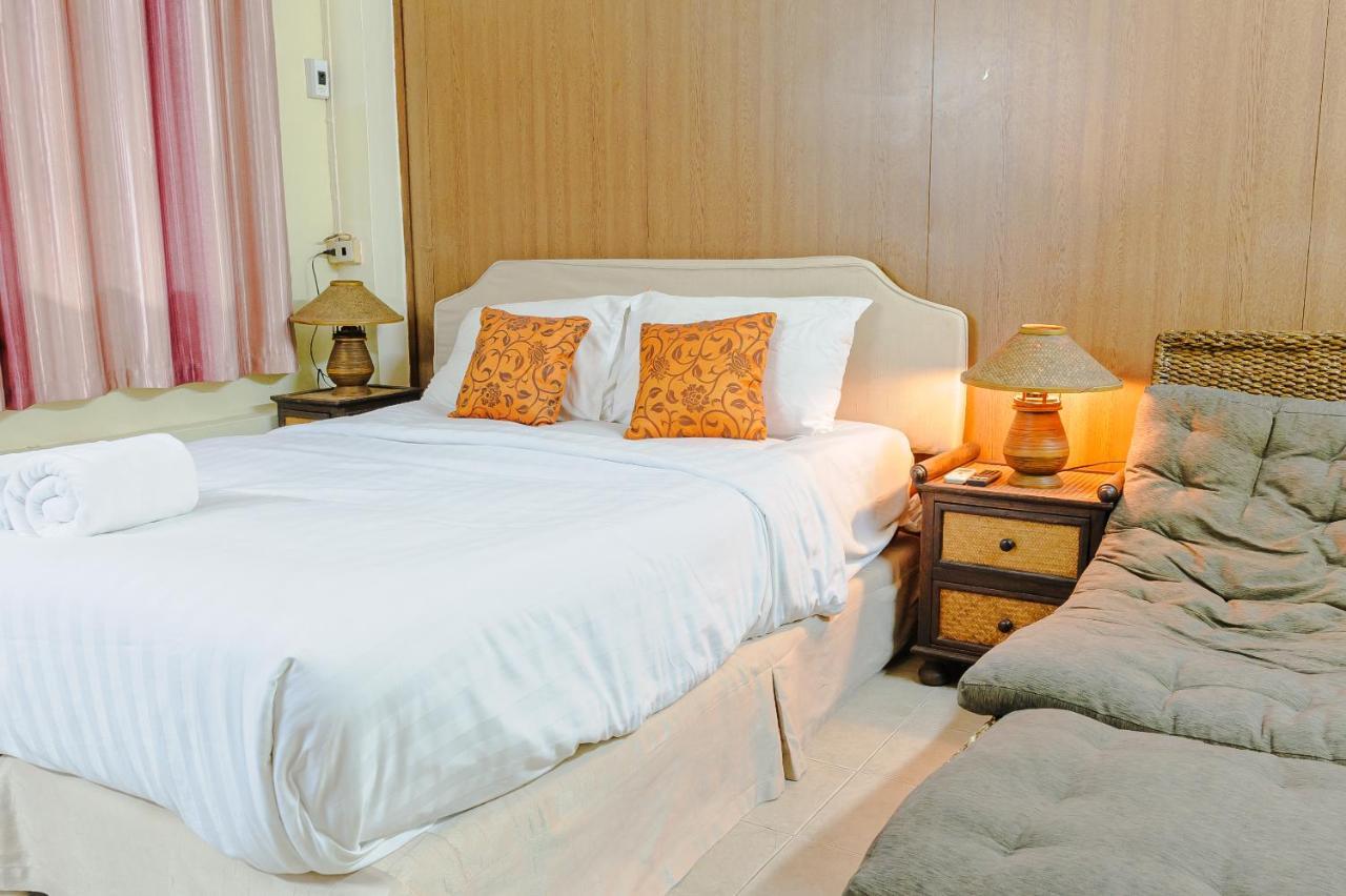 High5 Guesthouse Pattaya Extérieur photo
