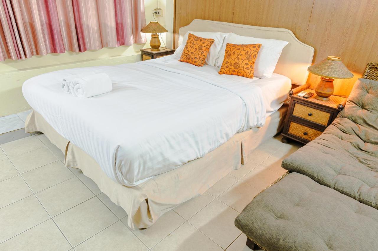 High5 Guesthouse Pattaya Extérieur photo