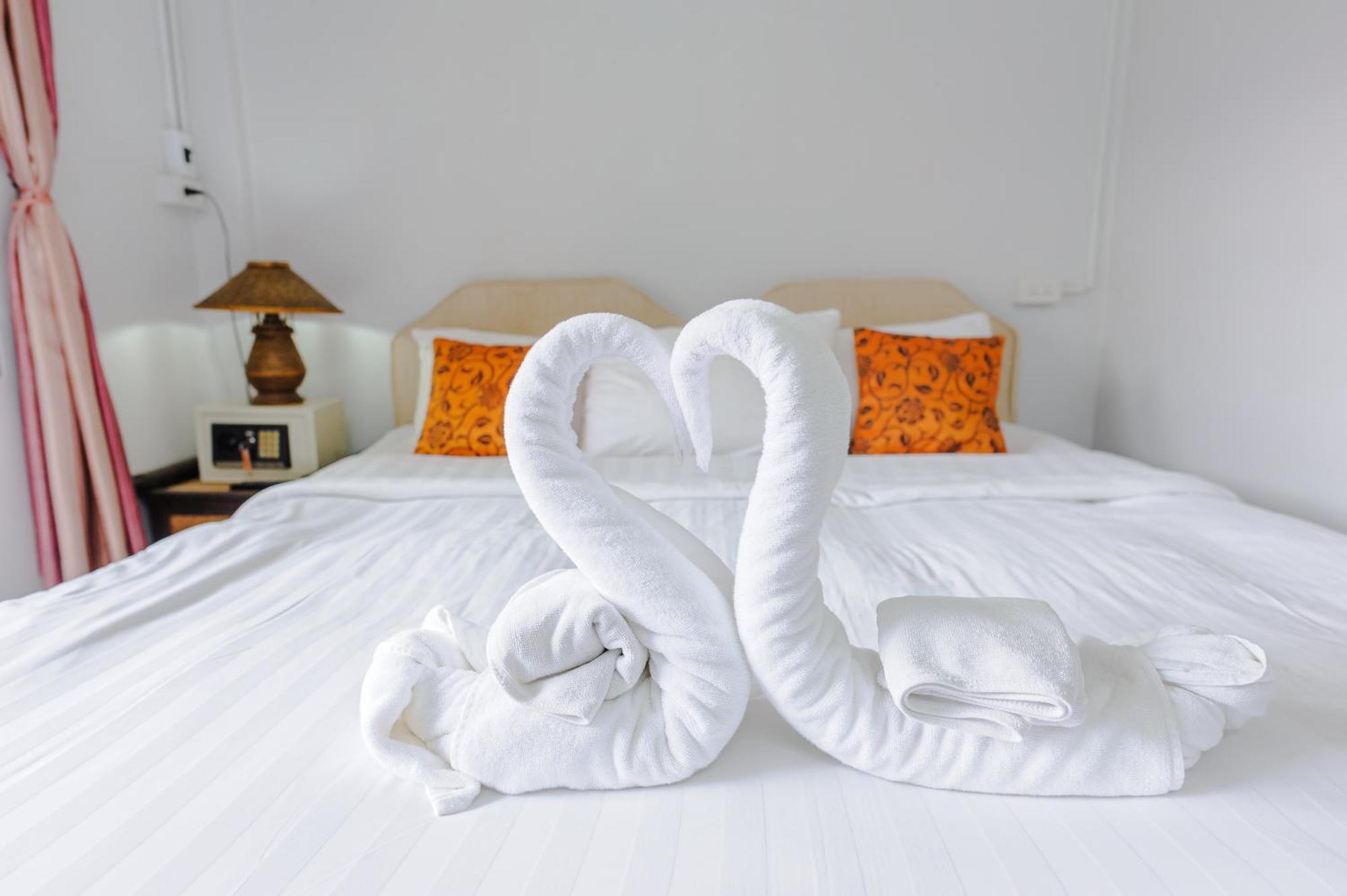 High5 Guesthouse Pattaya Extérieur photo