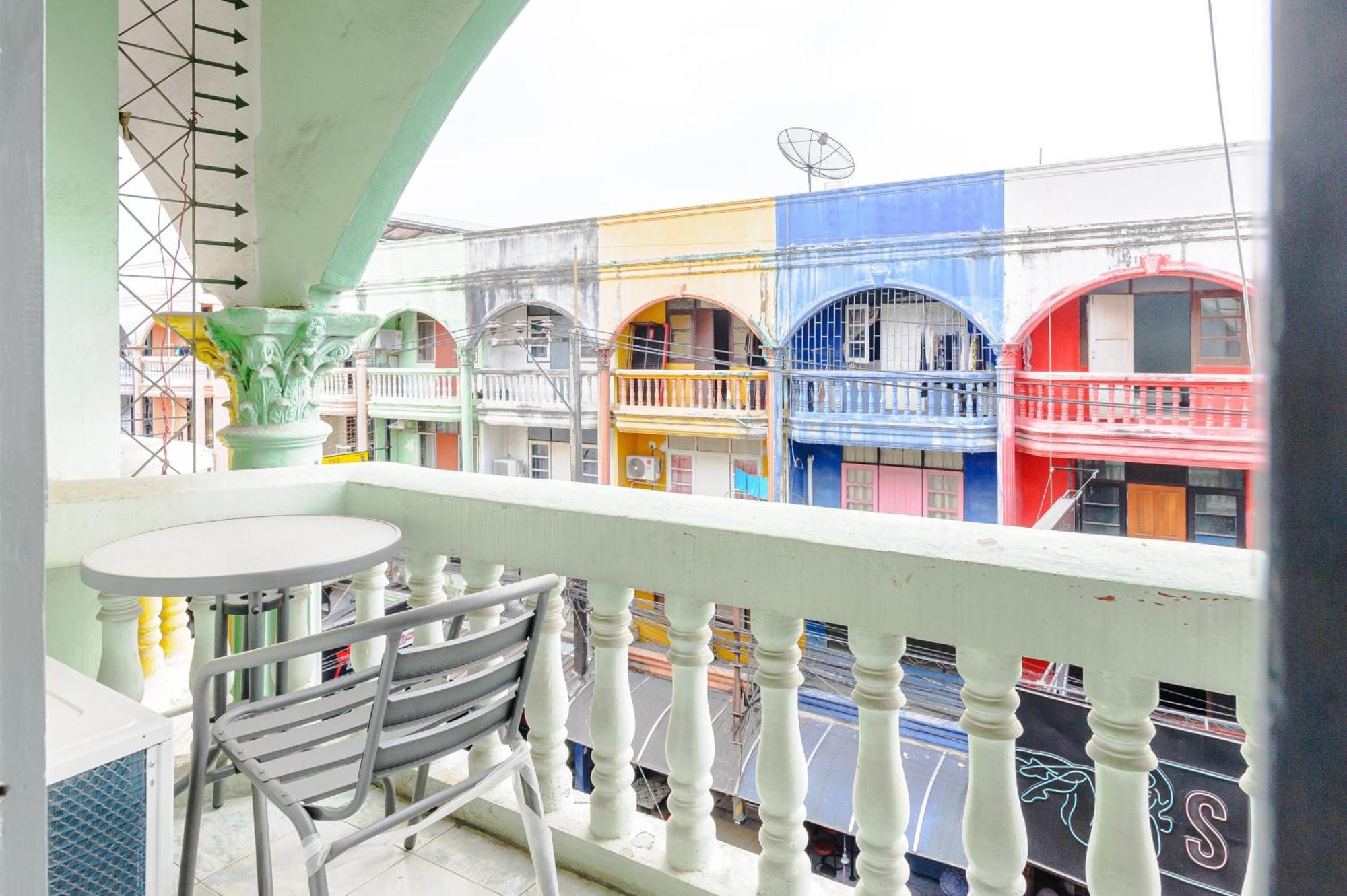 High5 Guesthouse Pattaya Extérieur photo